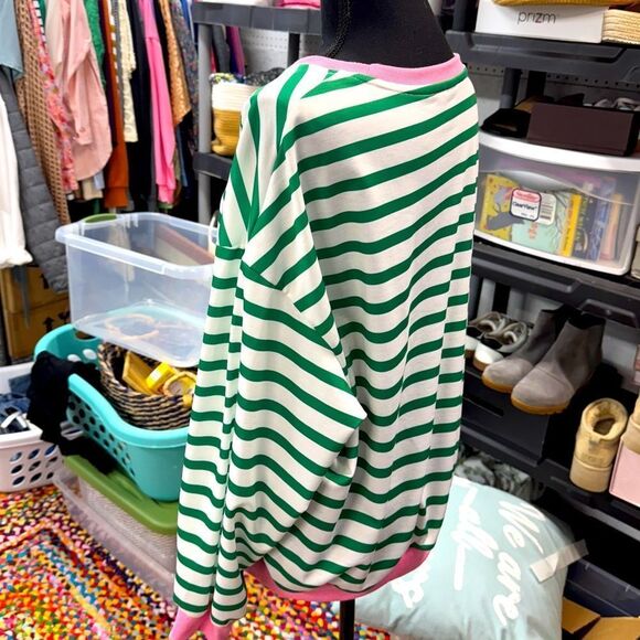 Oversized crew neck Green and White Sweatshirt with Pink Accents- NWOT size S - Picture 3 of 15